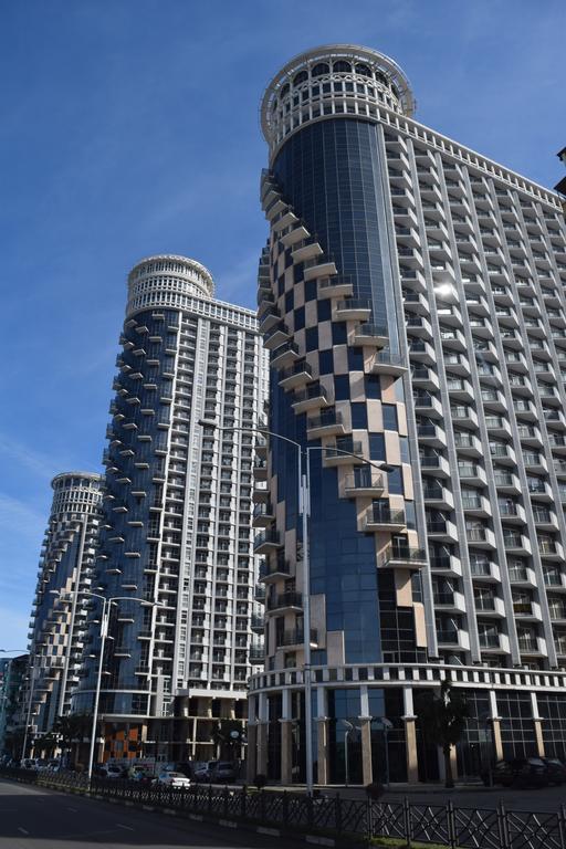Апарт-отель Orbi Sea Towers Батуми Экстерьер фото